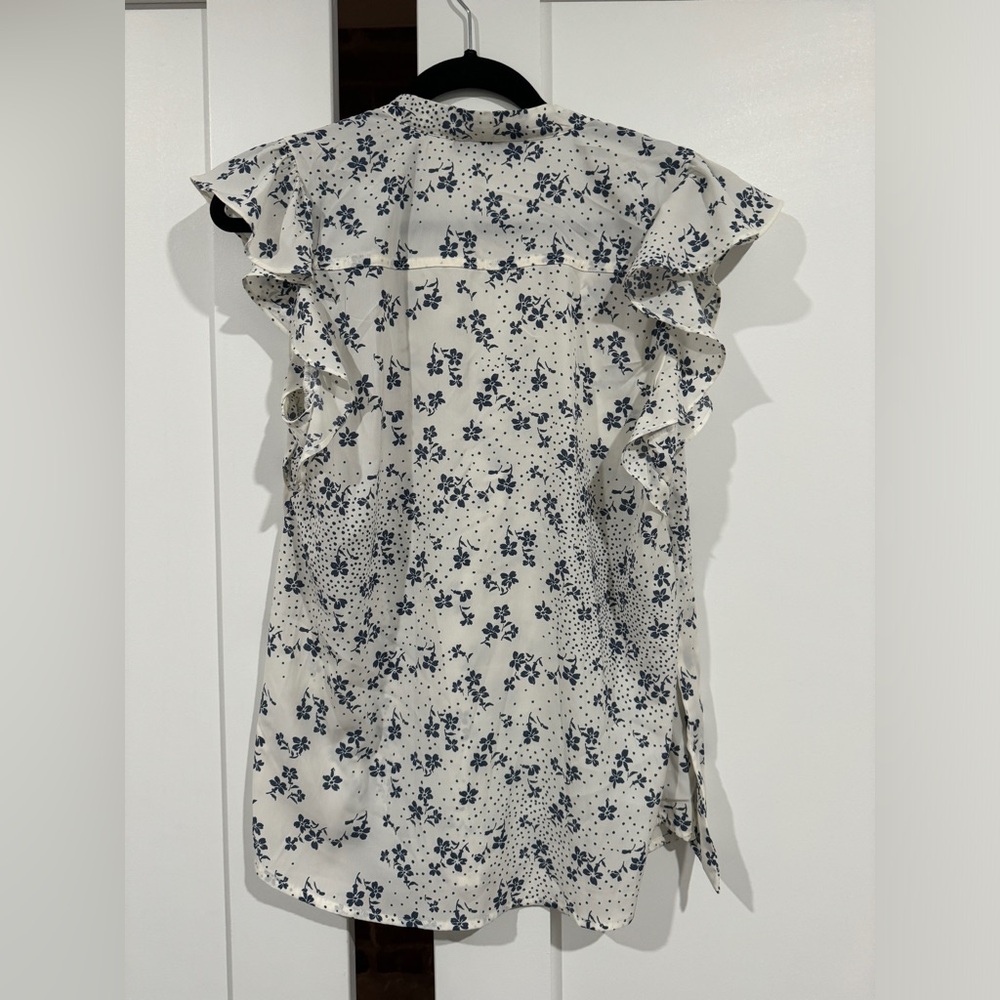 Abercrombie & Fitch Blue and White Floral Top with Tie Size M - Picture 3 of 4